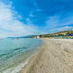 Xenios Anastasia & Nea Skioni