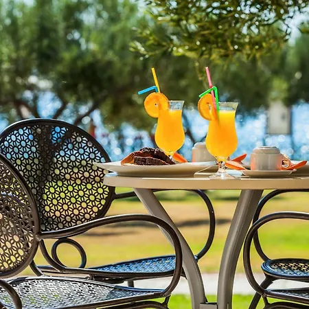 Xenios Anastasia & Resort 5*
