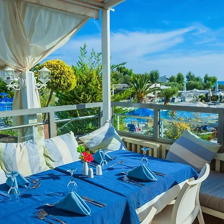Xenios Anastasia & 5* Nea Skioni