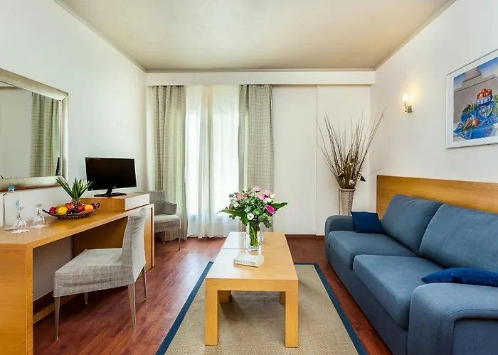 Resort Xenios Anastasia & 5*
