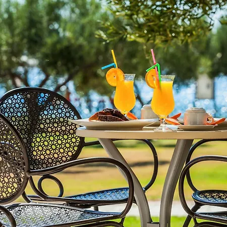 Resort Xenios Anastasia & 5*