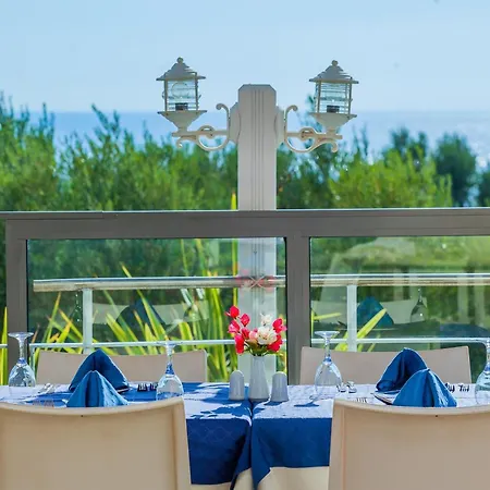 Resort Xenios Anastasia & Nea Skioni