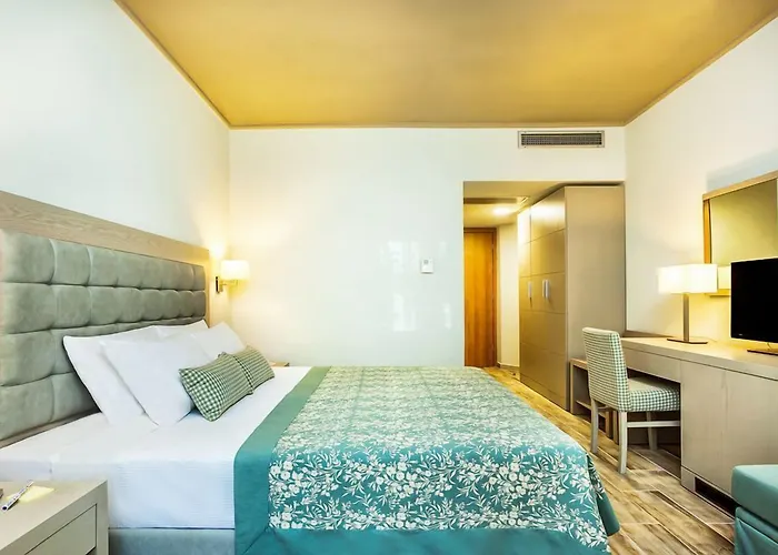 Xenios Anastasia & Ośrodek wypoczynkowy 5*