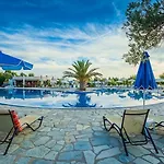 Xenios Anastasia & 5* Nea Skioni