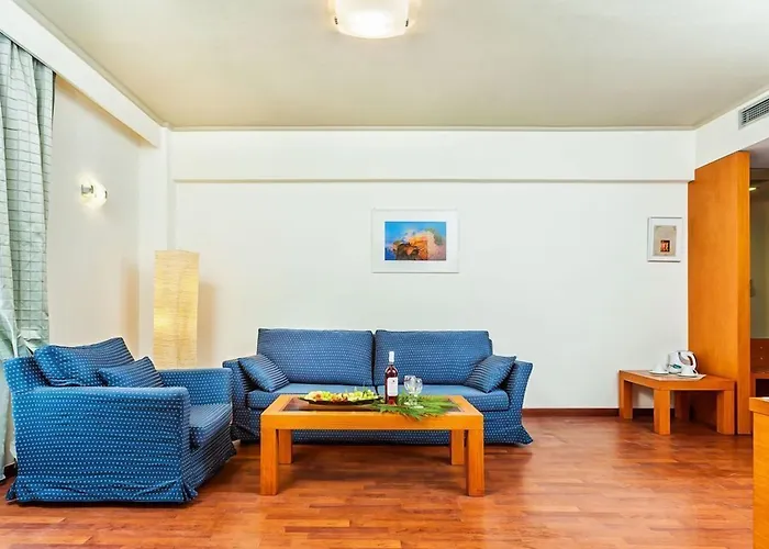 Xenios Anastasia & 5* Nea Skioni